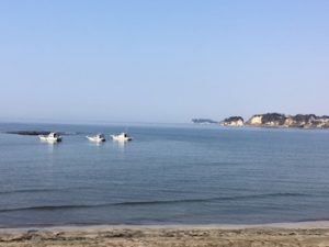 月めぐり漢方_材木座海岸170319