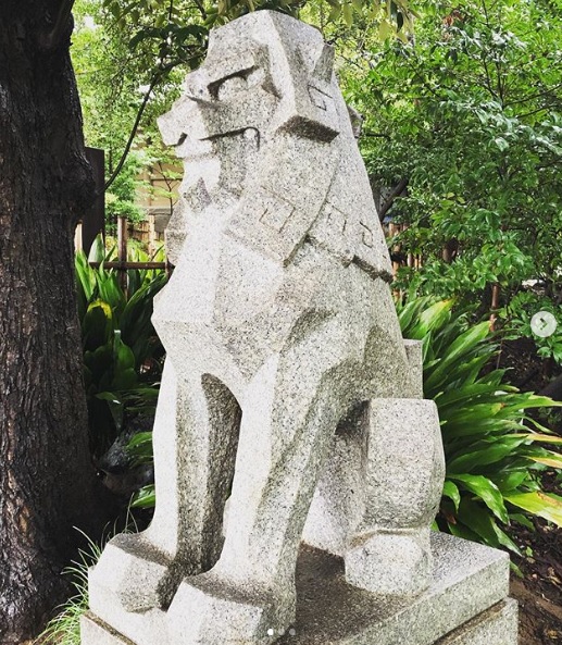 神社仏閣巡り_東郷神社_狛犬